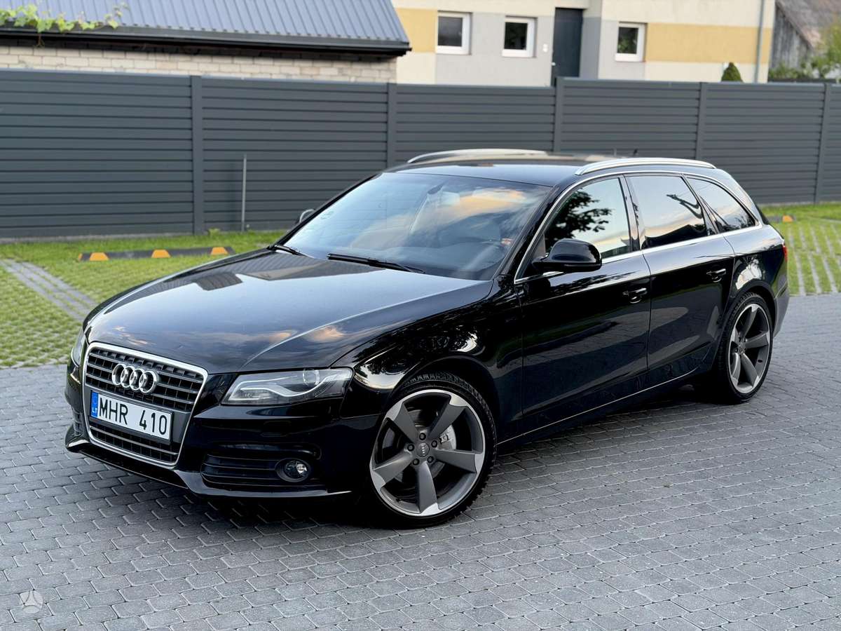 Audi A4, universalas
