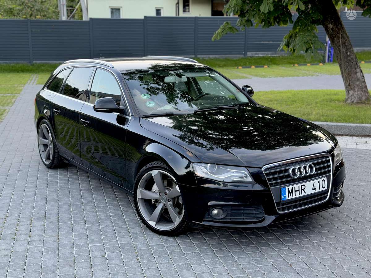Audi A4, Универсал