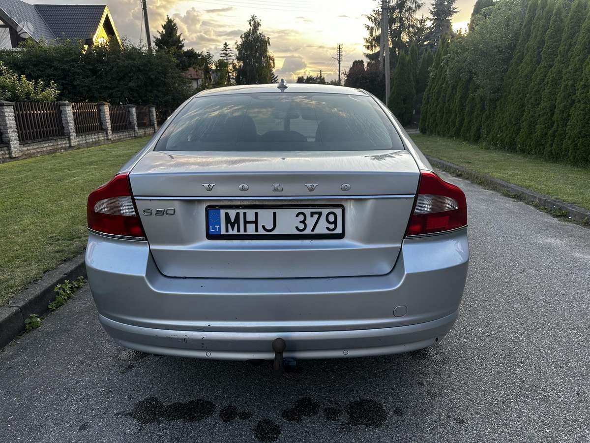 Volvo S80, 2.4 l., Седан