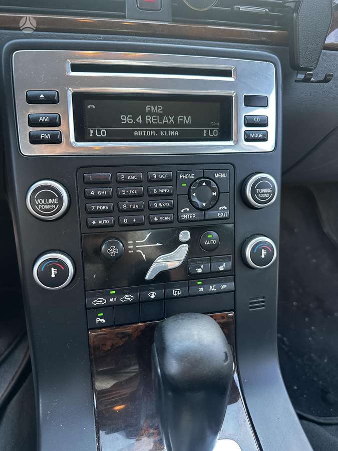 Volvo S80, 2.4 l., Седан