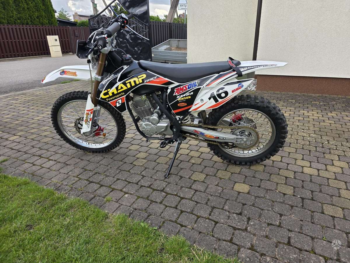 Champ Champion 300cc, кроссовые