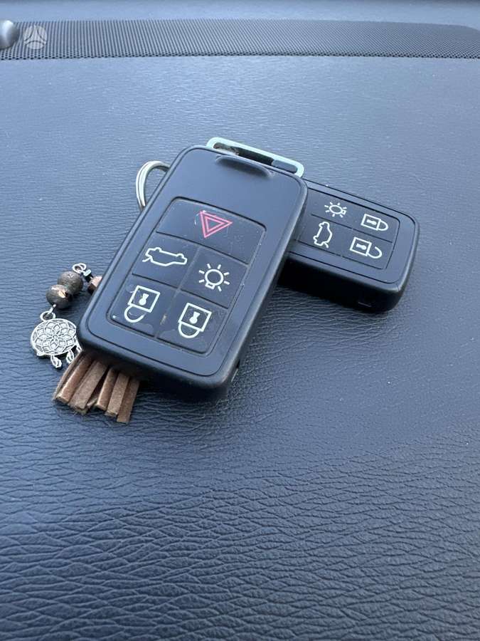 Volvo S80, 2.4 l., Седан