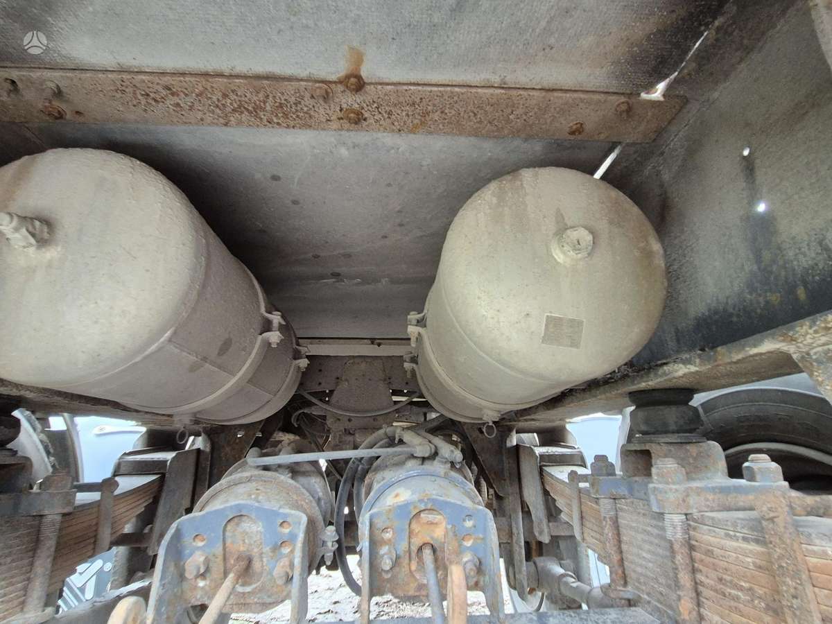 JYKI V31, лесовозы