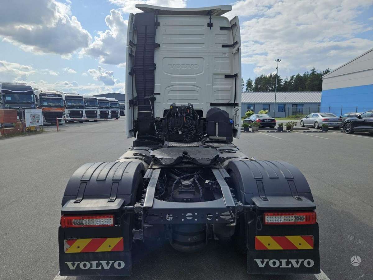 Volvo 460 XL, double sleeper
