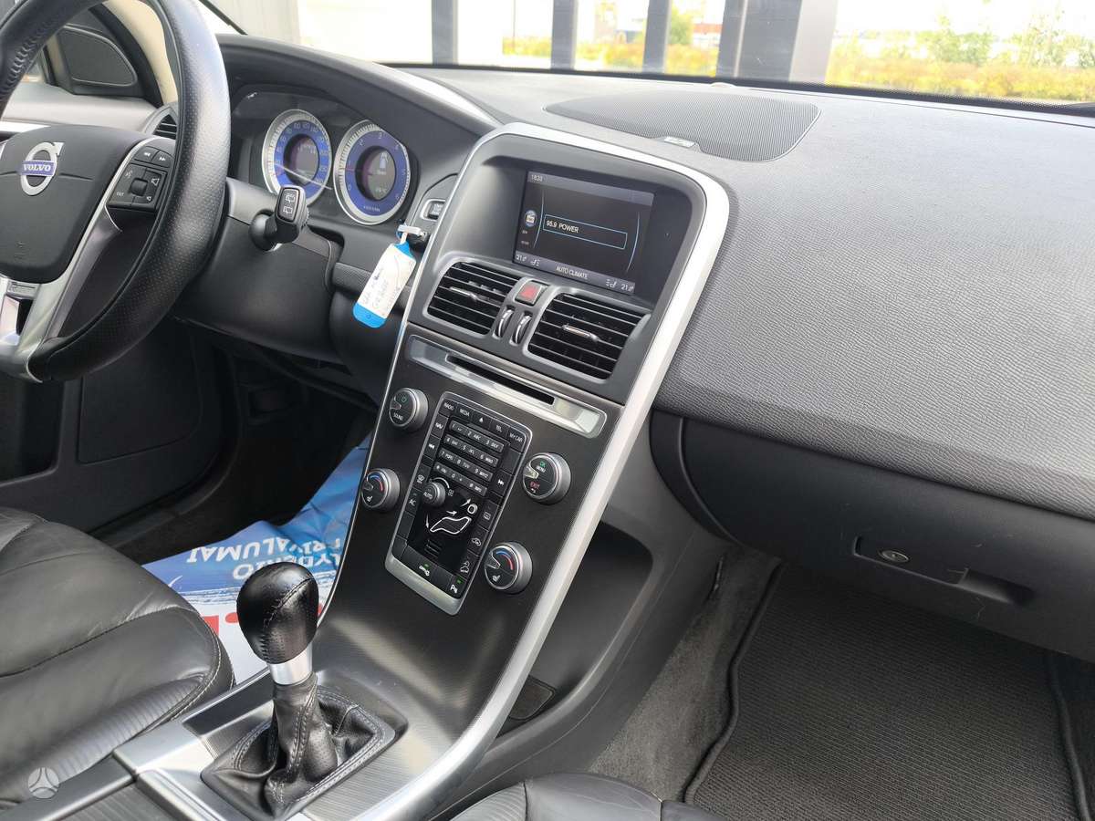 Volvo XC60 - 12