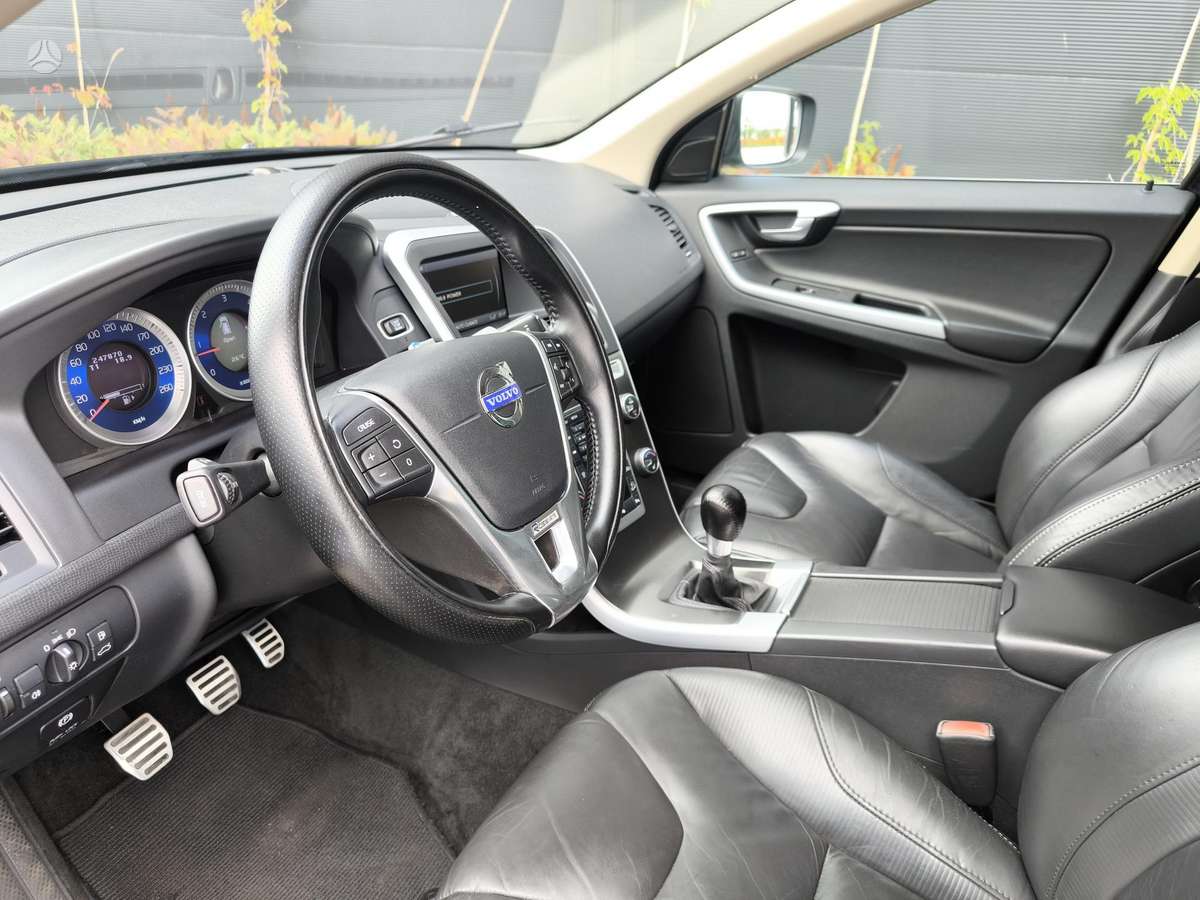 Volvo XC60 - 11
