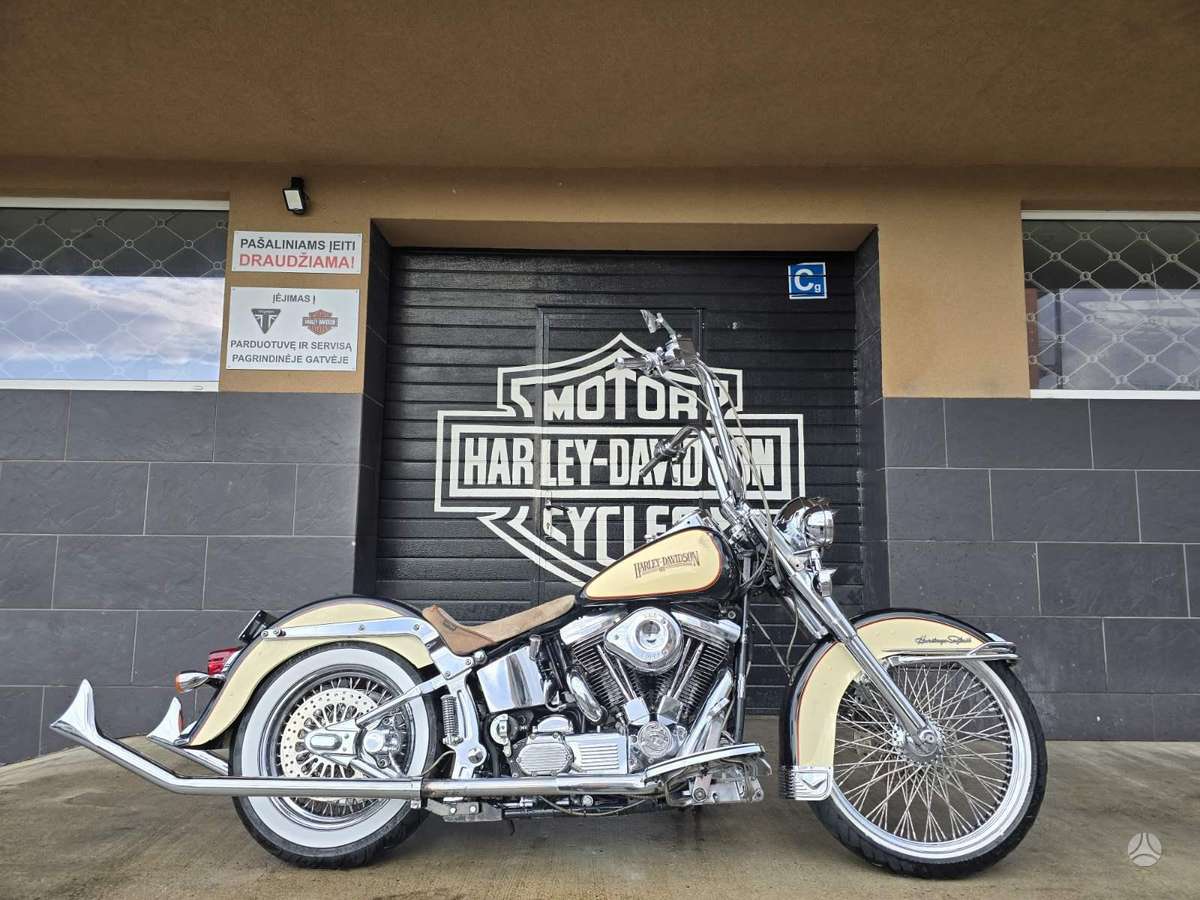 Harley-Davidson FLSTC 1300cc, choppers