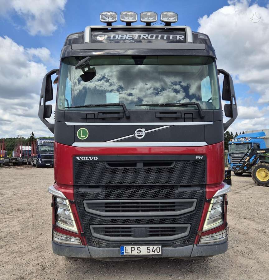 Volvo FH540, timber trucks
