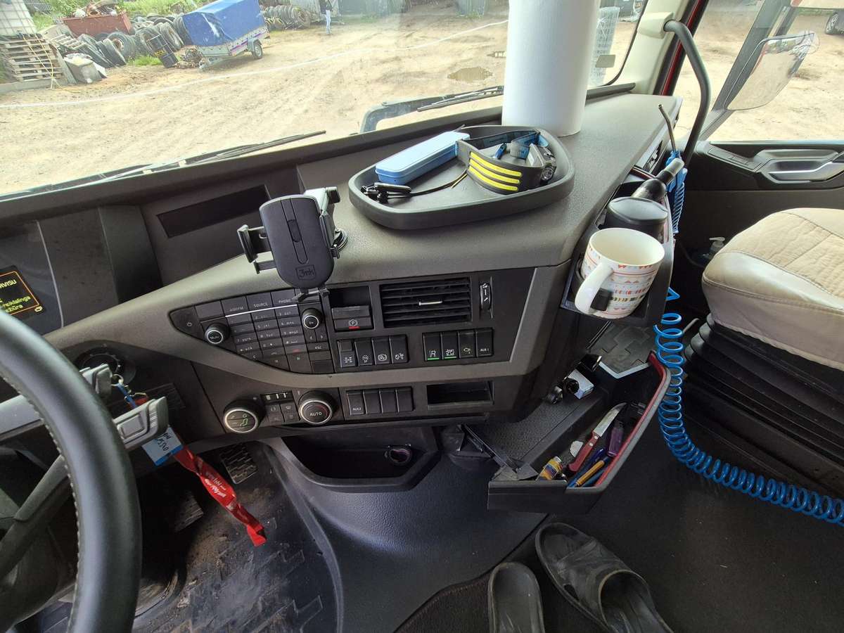 Volvo FH540, timber trucks