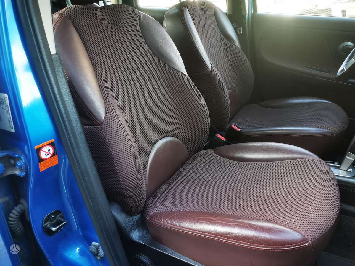 Nissan Note, 1.6 l., Хэтчбек