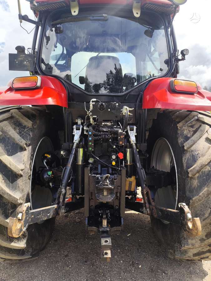 Case-IH Maxxum su krautuvu, тракторы