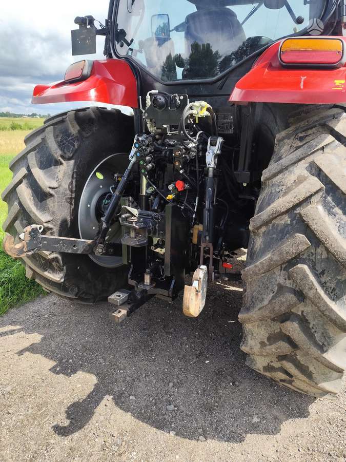 Case-IH Maxxum su krautuvu, тракторы