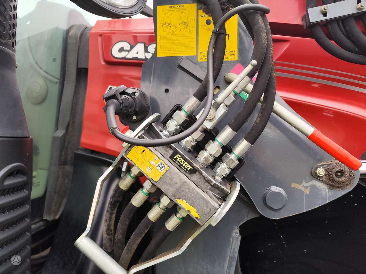 Case-IH Maxxum su krautuvu, тракторы