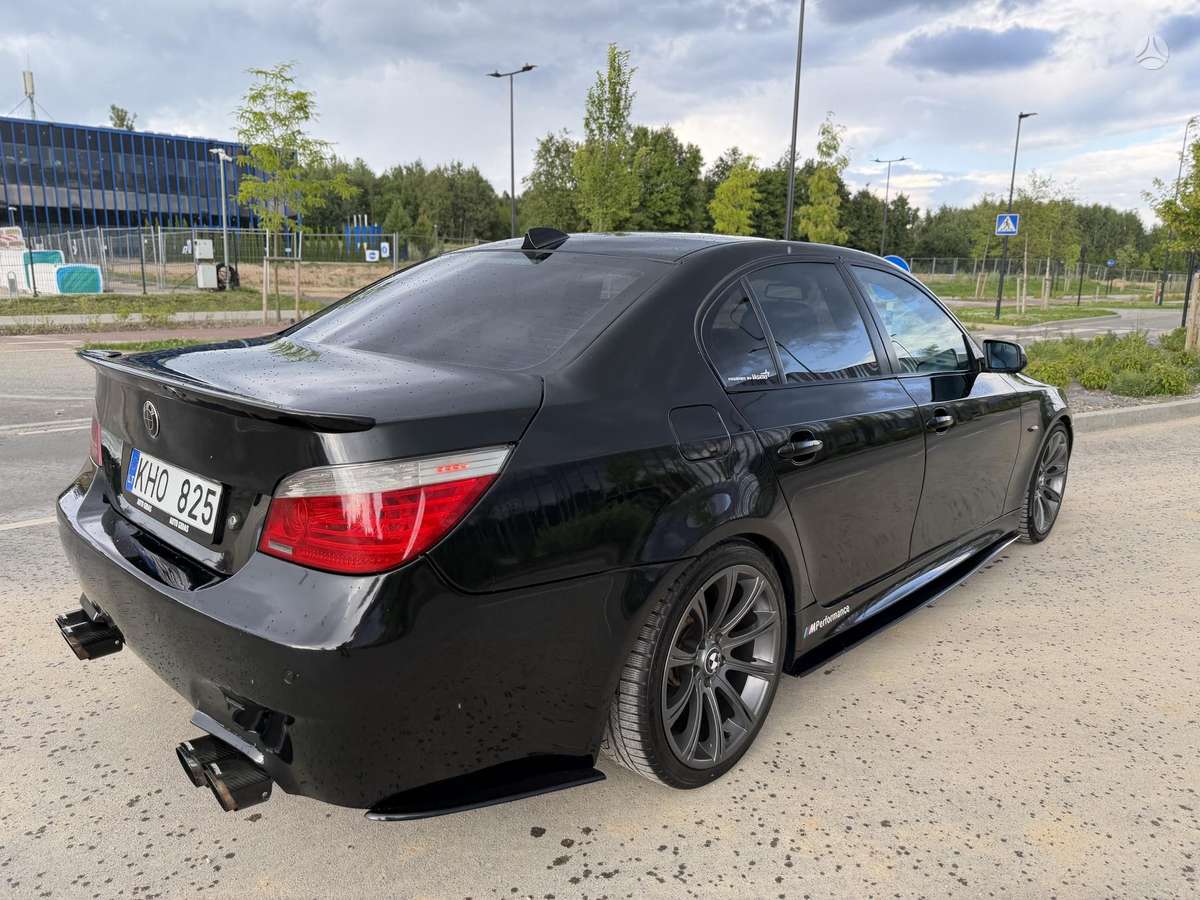 BMW 530, 3.0 l., Седан