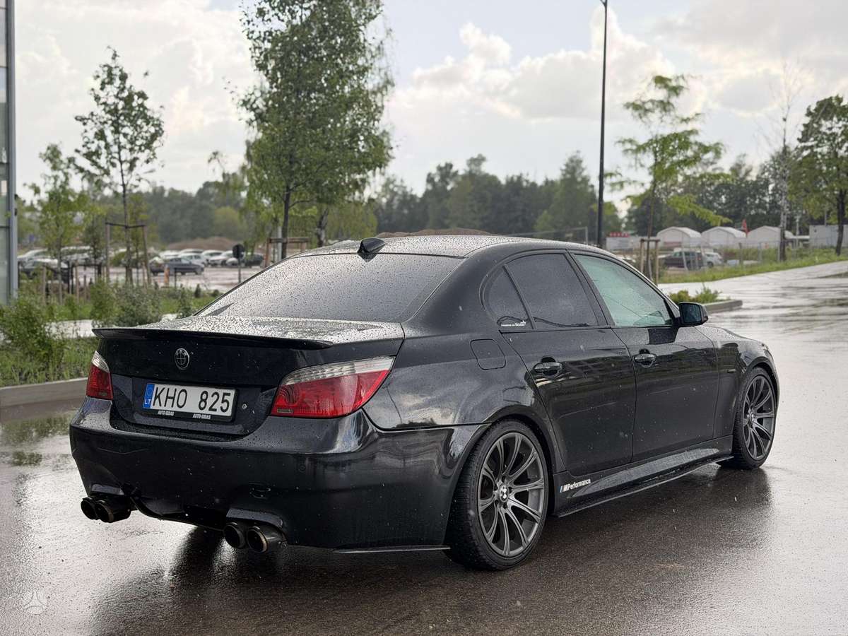 BMW 530, 3.0 l., Седан