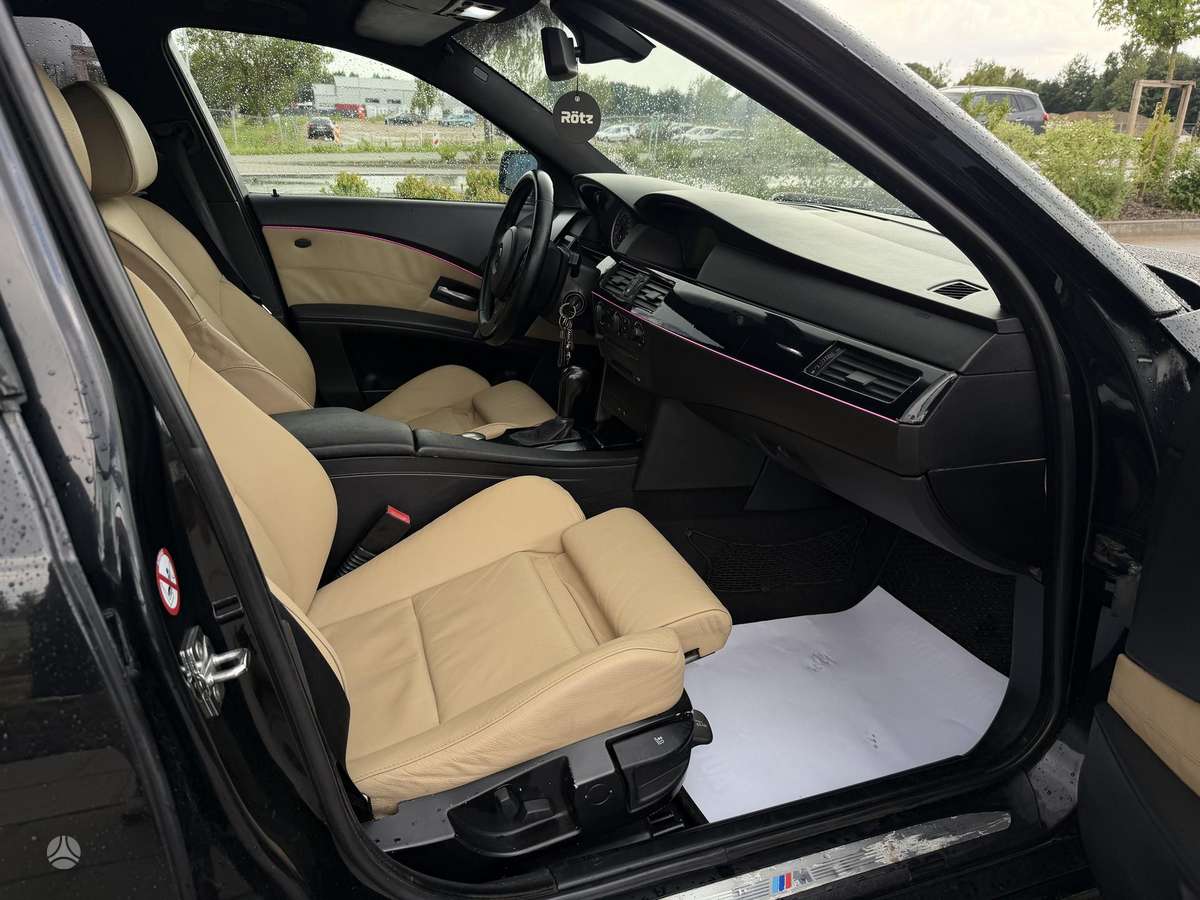 BMW 530, 3.0 l., Седан