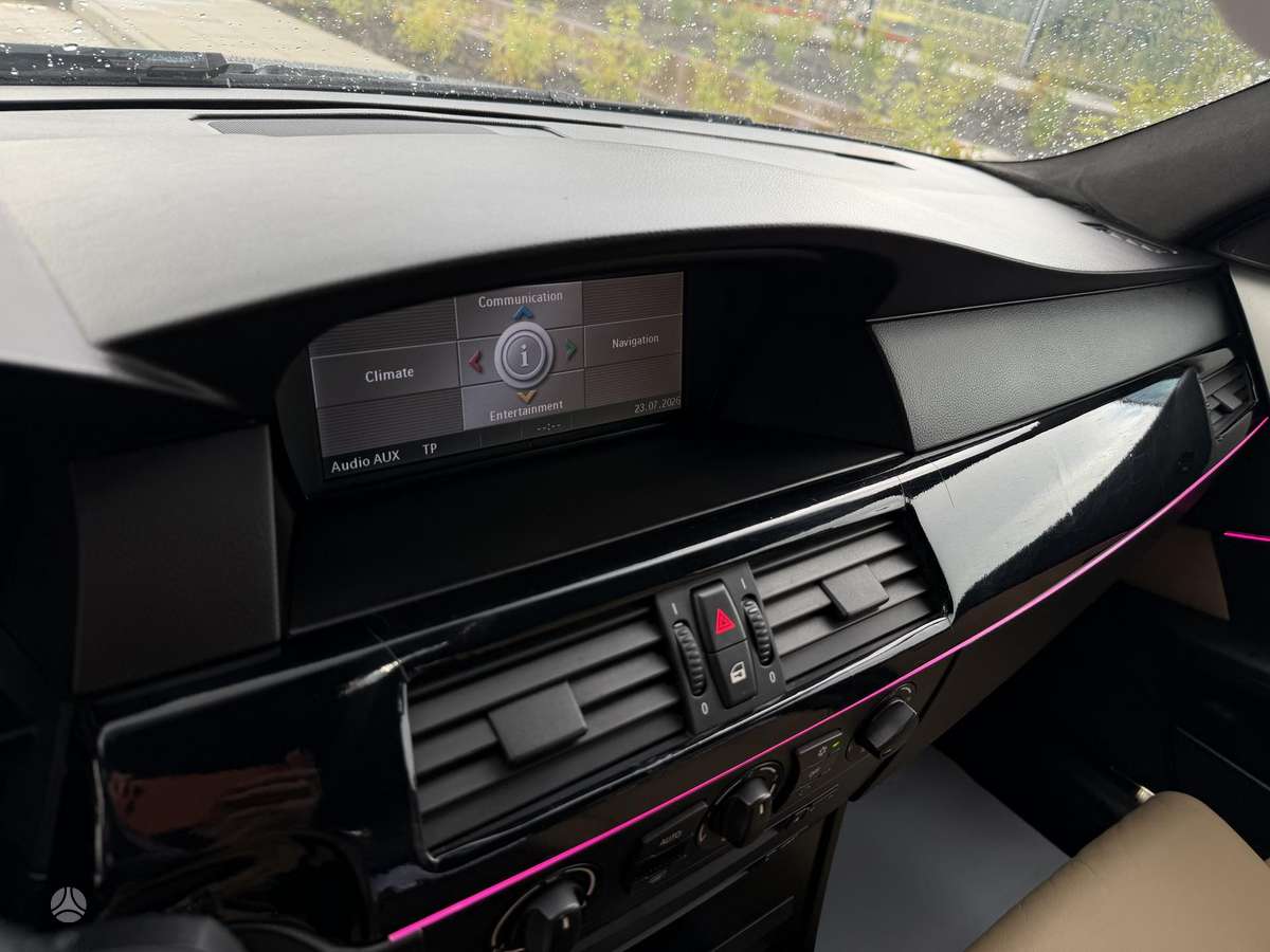 BMW 530, 3.0 l., Седан