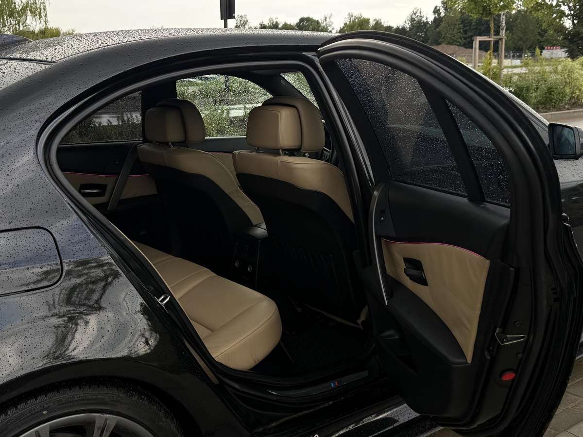 BMW 530, 3.0 l., Седан