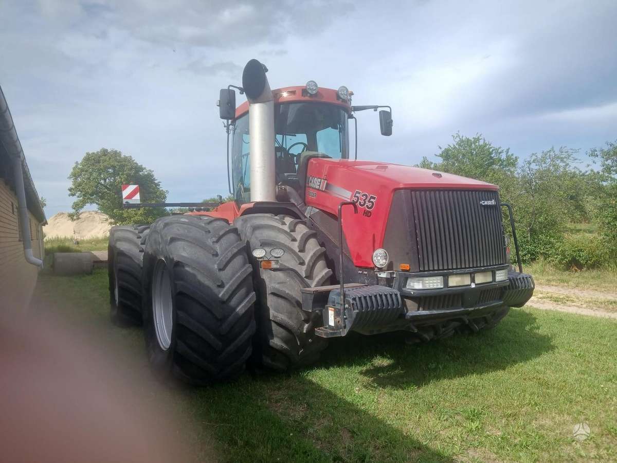 Case-IH STEIGER 535, traktoriai