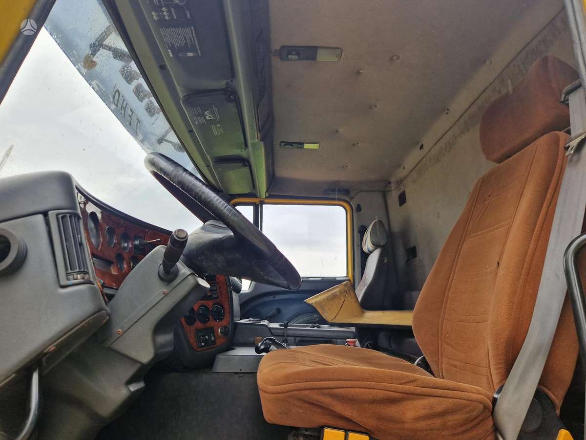 Sisu Daugiafunkcinis sunkvežimis!, savivarčiai