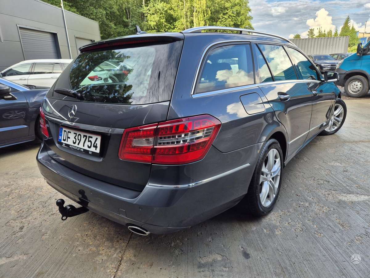 Mercedes-Benz E350, 3.0 l., Универсал