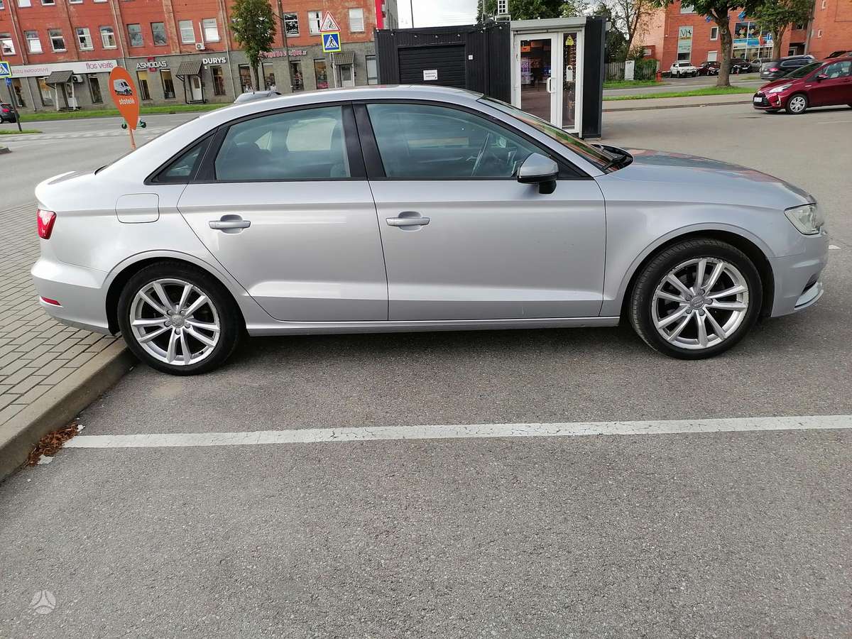 Audi A3, 1.4 l., Седан
