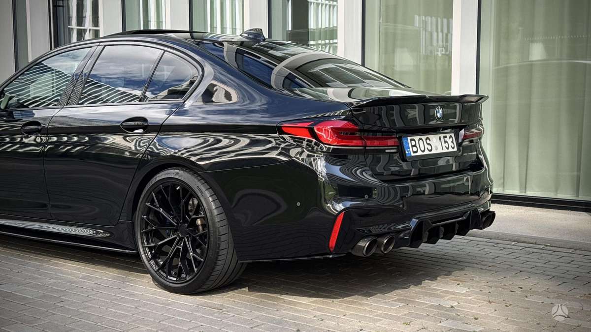 BMW M550, 4.4 l., Седан