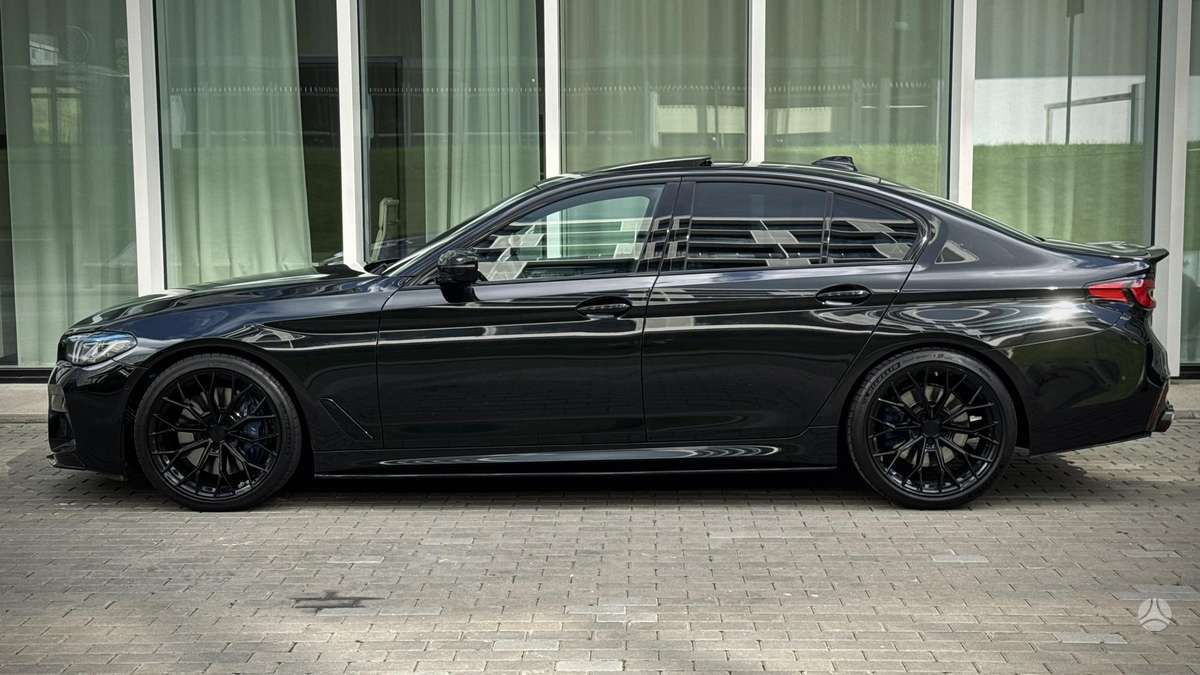 BMW M550, 4.4 l., Седан