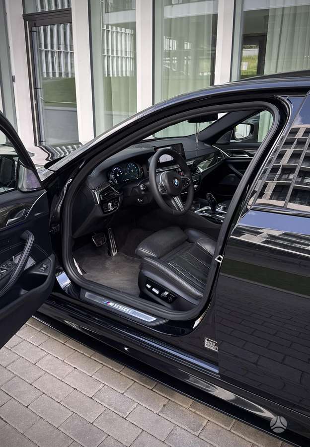 BMW M550, 4.4 l., Седан