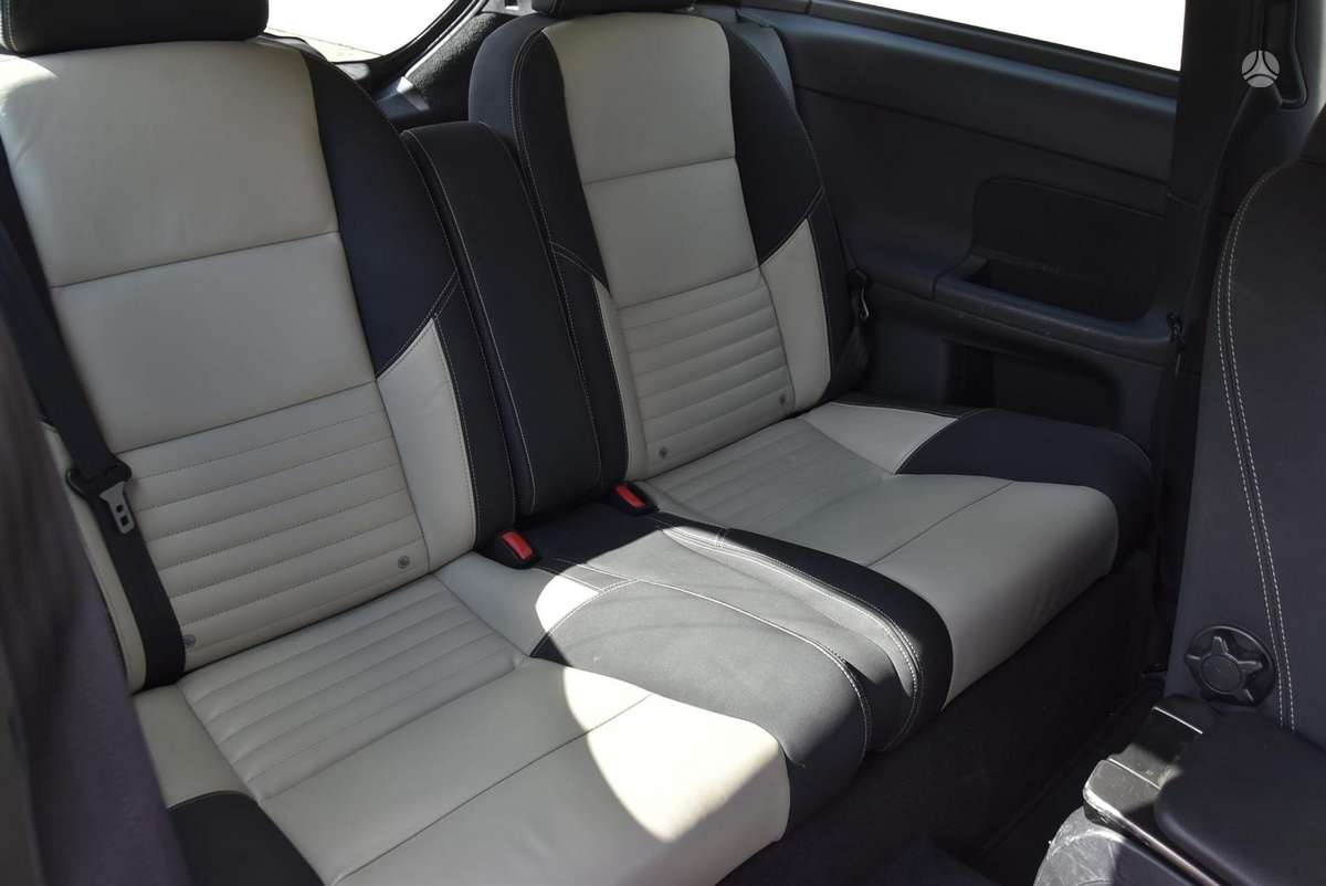 Volvo C30, 1.6 l., Хэтчбек