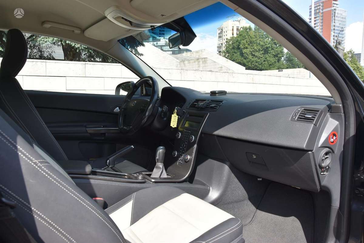 Volvo C30, 1.6 l., Хэтчбек
