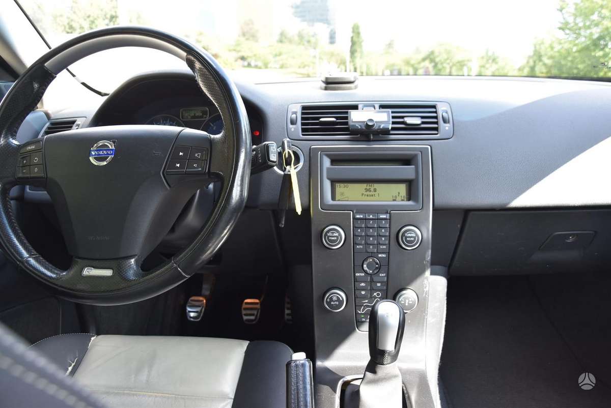 Volvo C30, 1.6 l., hatchback