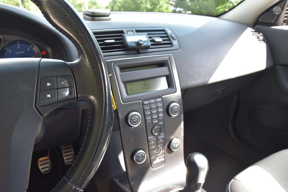 Volvo C30, 1.6 l., hatchback