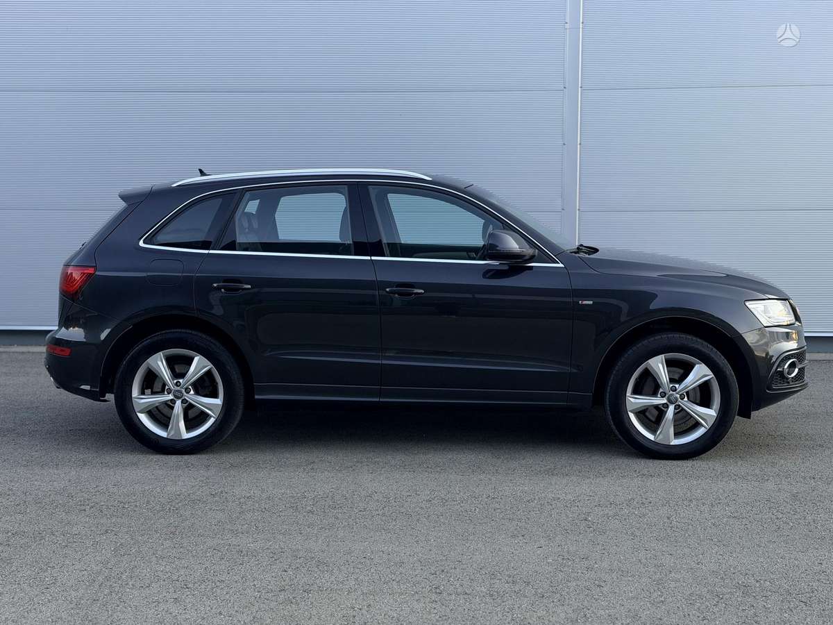 Audi Q5, 3.0 l., Внедорожник / Кроссовер