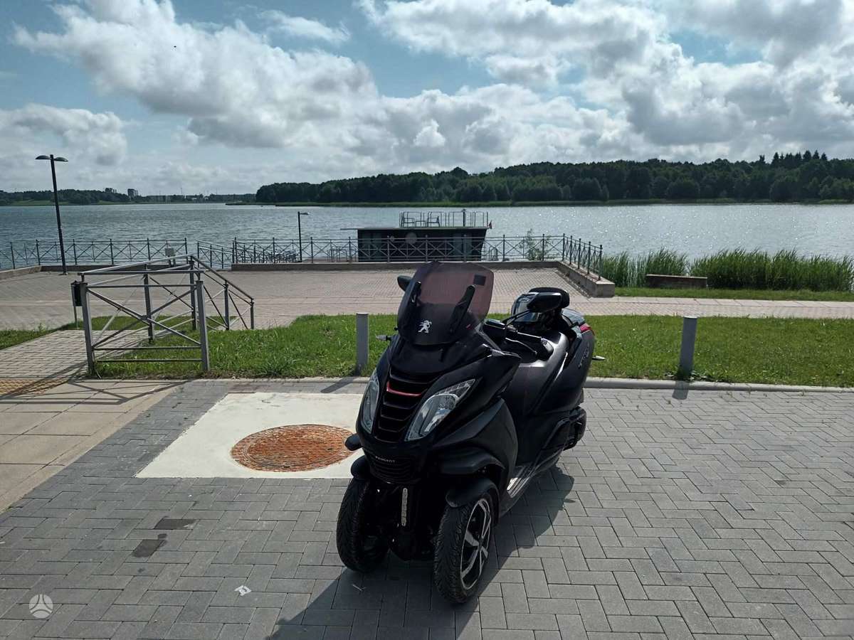 Peugeot Metropolis 400cc, трициклы