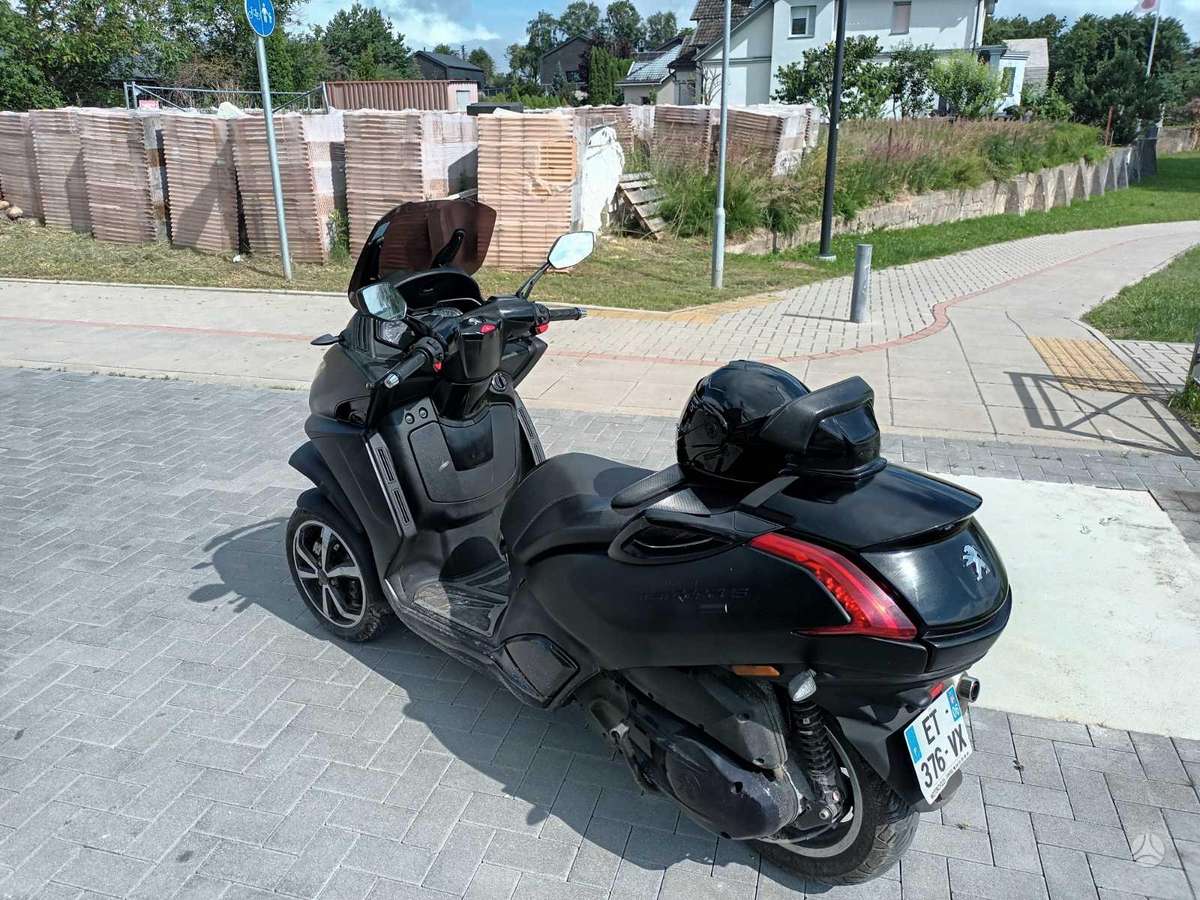 Peugeot Metropolis 400cc, трициклы