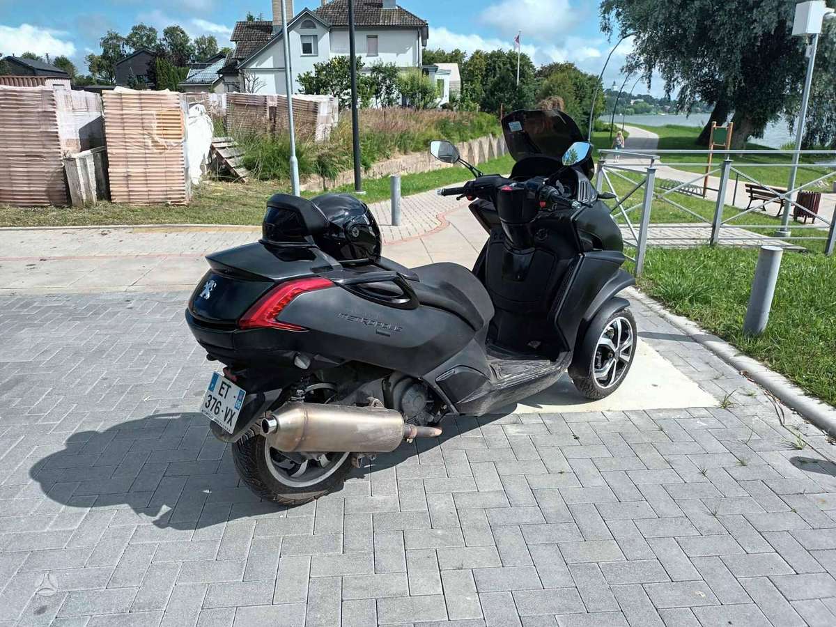 Peugeot Metropolis 400cc, trikes
