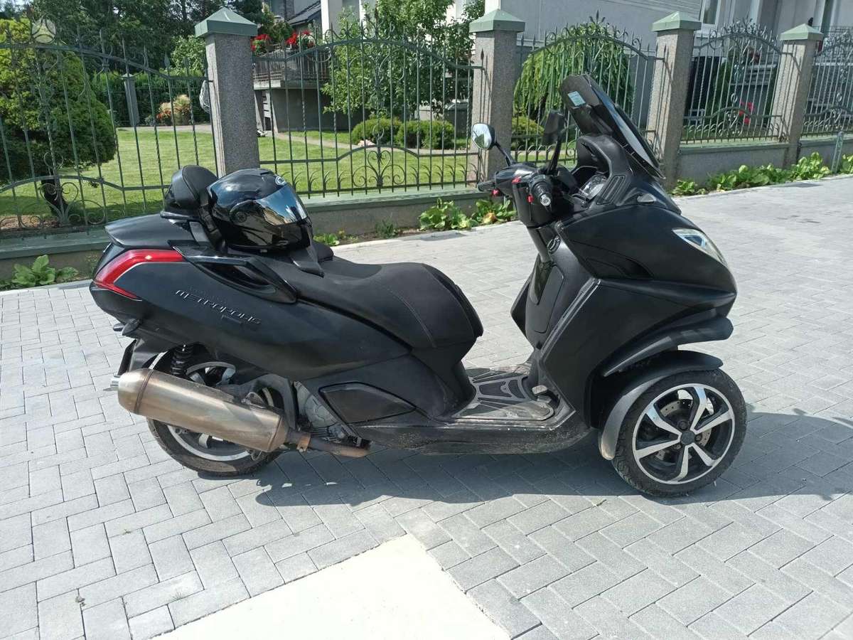 Peugeot Metropolis 400cc, trikes