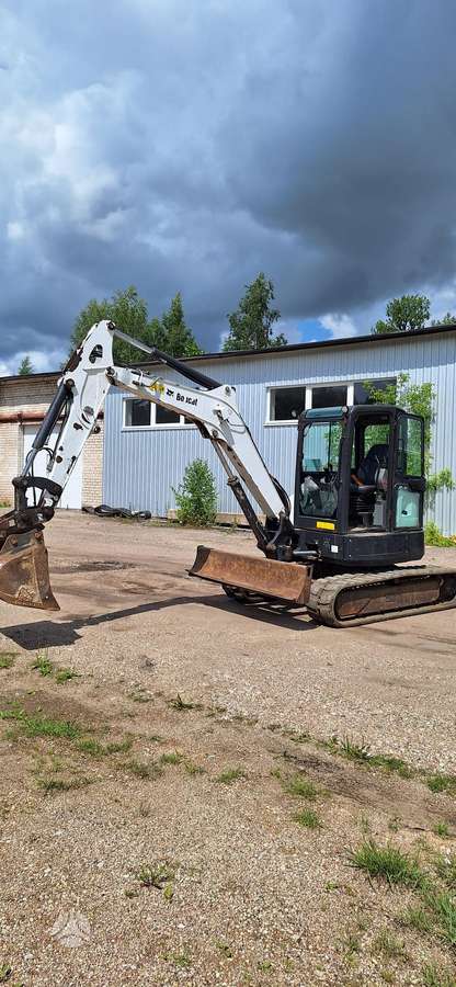 Bobcat E50, excavator