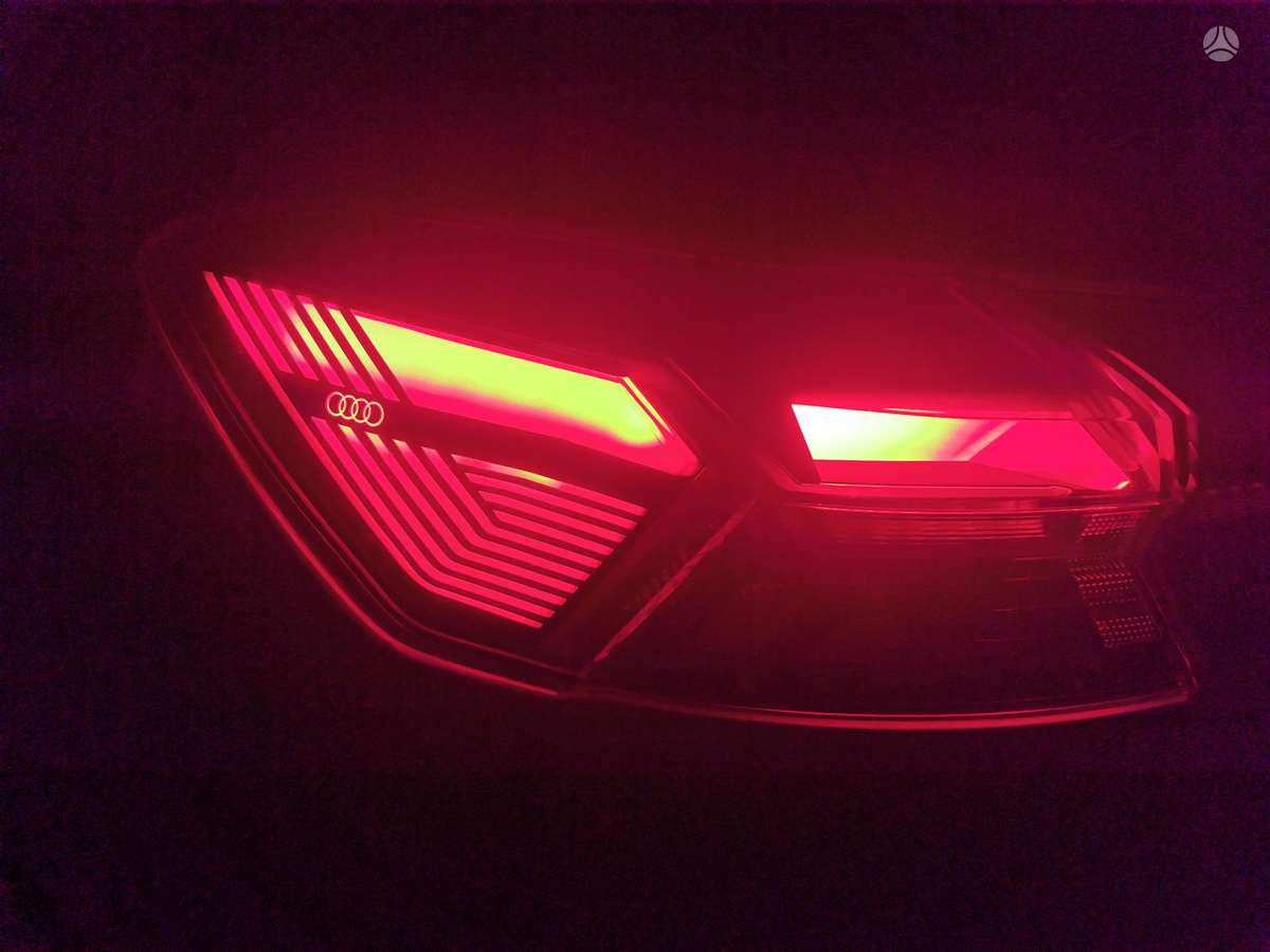 Audi Q4 e-tron, 82 kWh, off-road / crossover