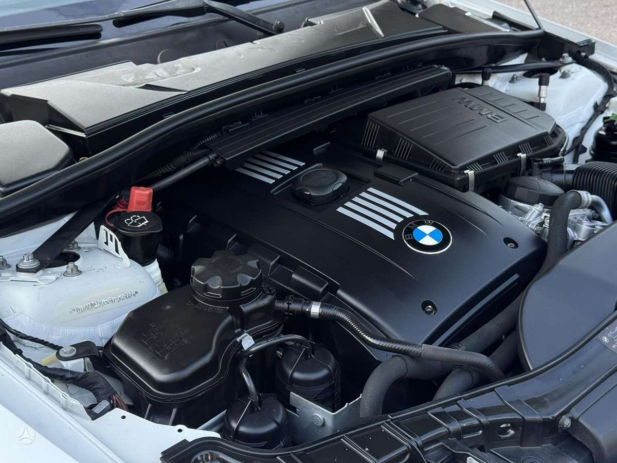 BMW 135, 3.0 l., Кабриолет