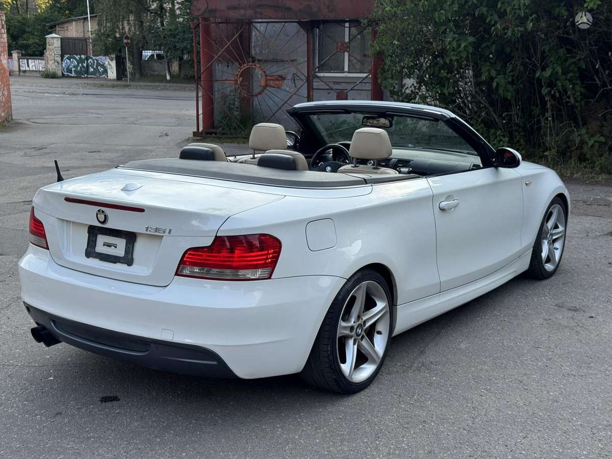 BMW 135, 3.0 l., convertible