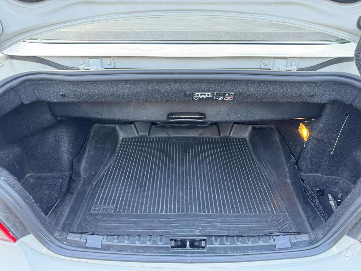 BMW 135, 3.0 l., convertible