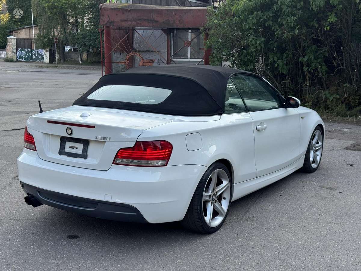BMW 135, 3.0 l., Кабриолет
