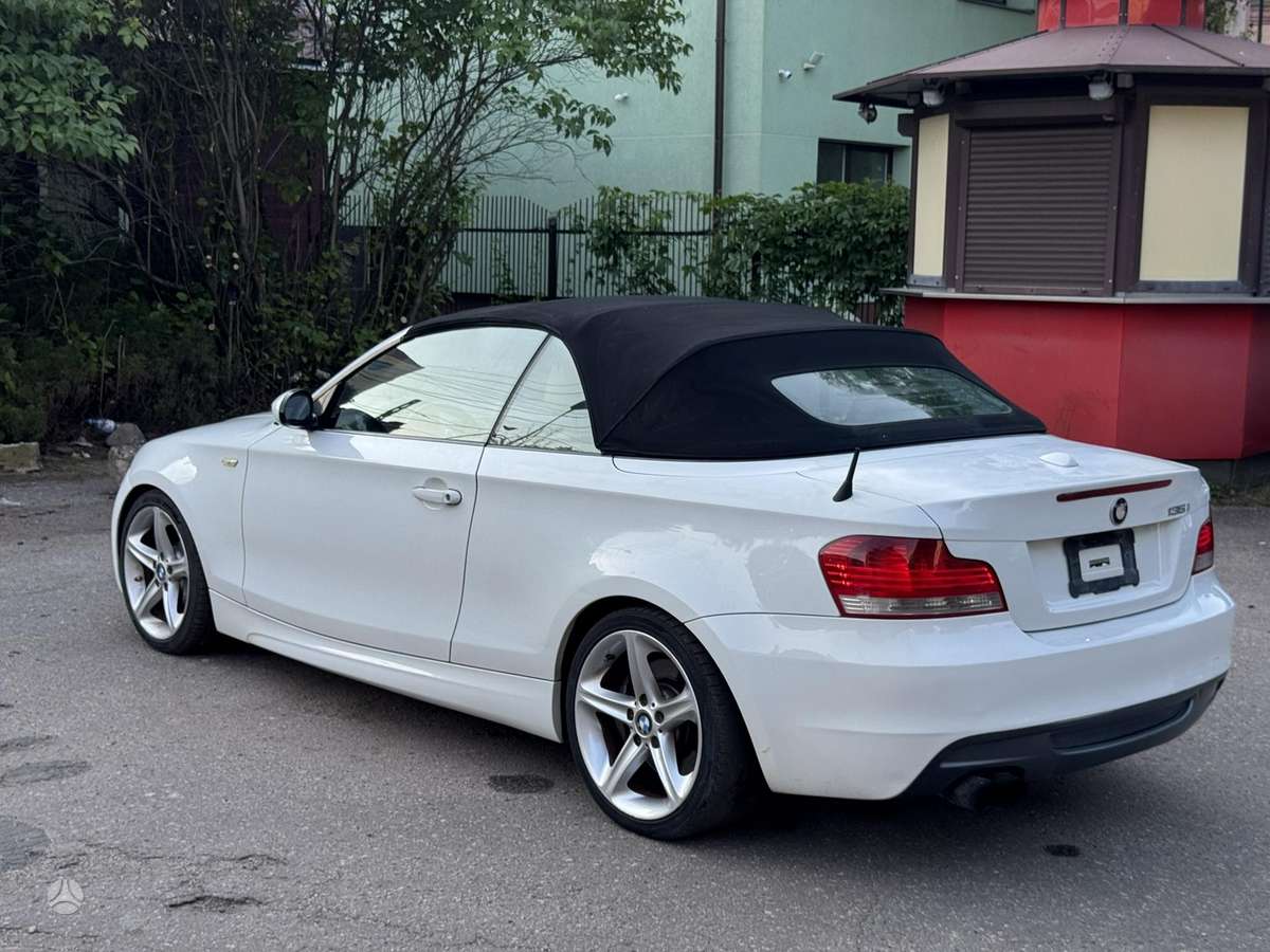 BMW 135, 3.0 l., Кабриолет