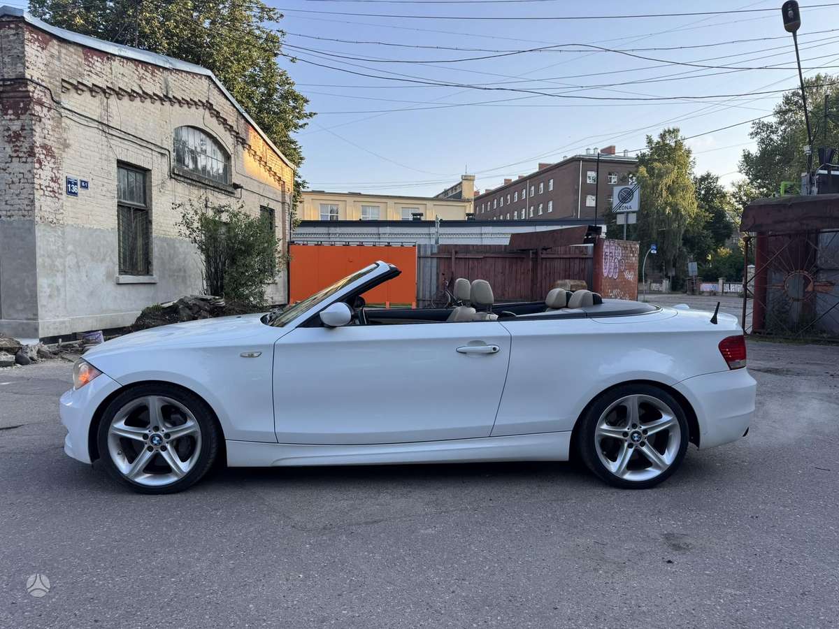 BMW 135, 3.0 l., Кабриолет