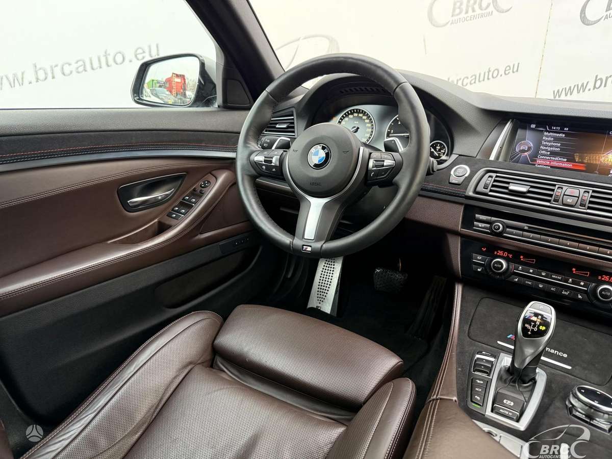 BMW M550, 3.0 l., universalas