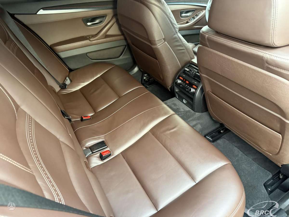 BMW M550, 3.0 l., universalas