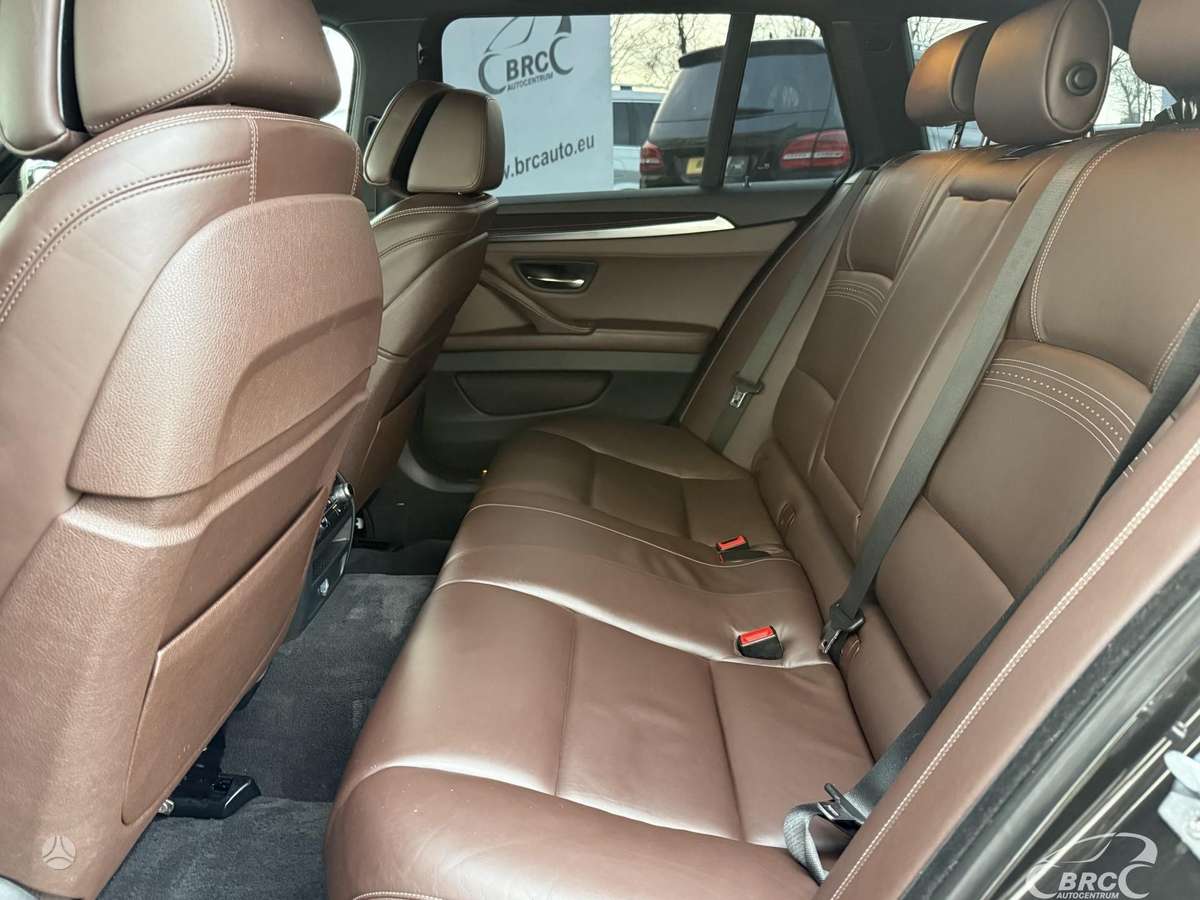 BMW M550, 3.0 l., universalas