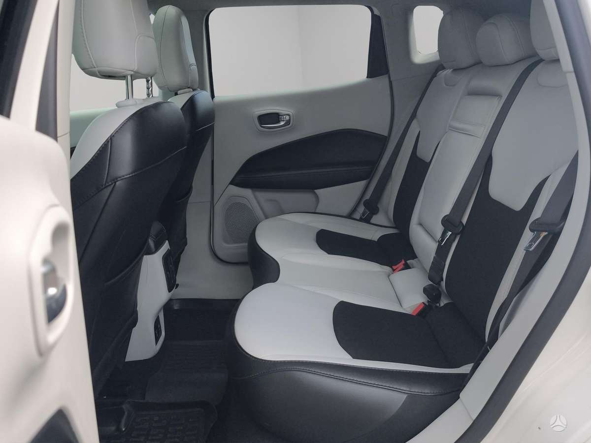 Jeep Compass, 2.4 l., Внедорожник / Кроссовер